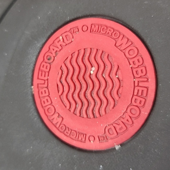 Fit Flops Wobbleboard Womens Flip Flops Sandals Red Shimmery Size 7 GUC READ - Picture 11 of 14